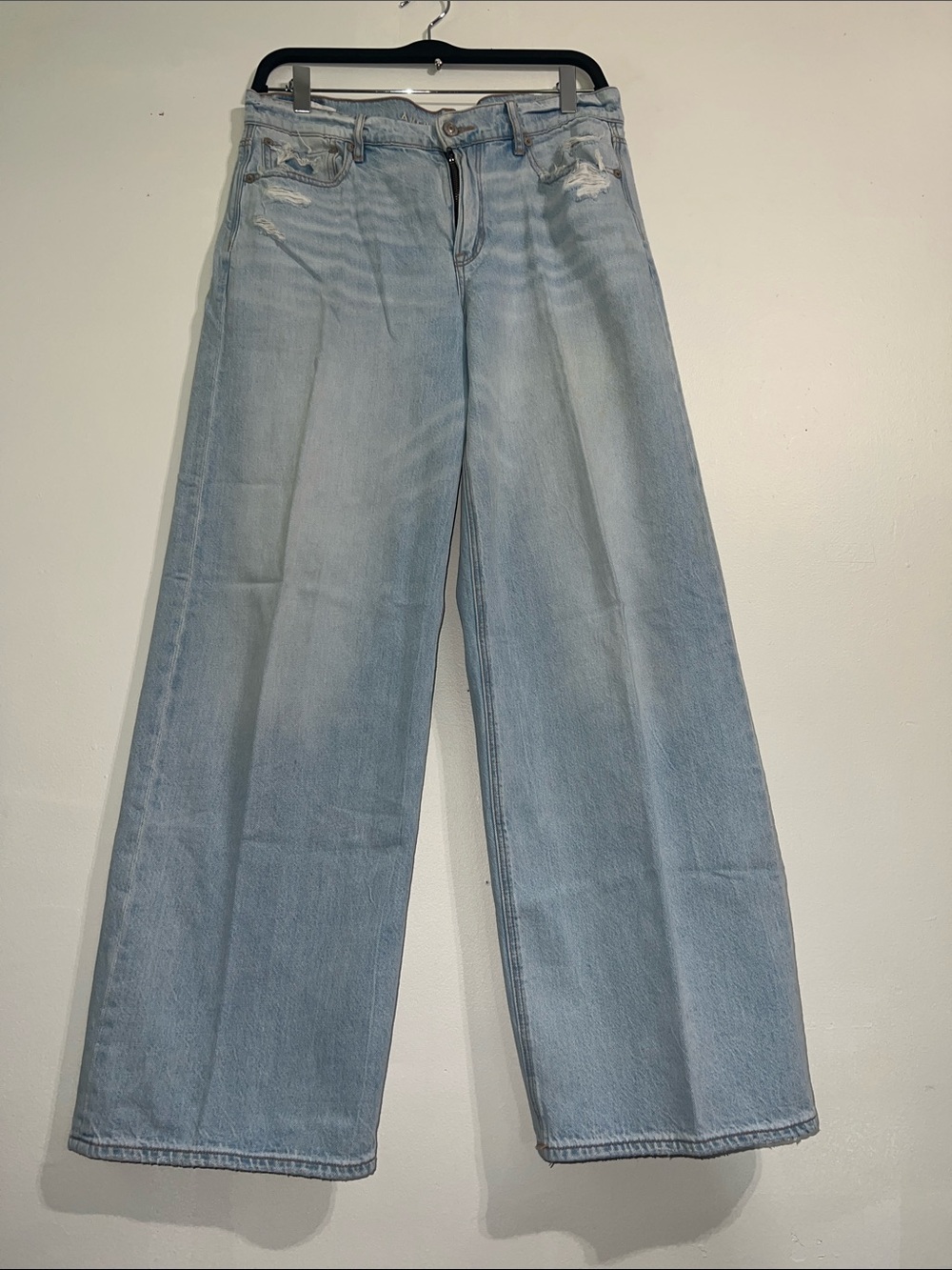 American Eagle Outfitters Light Blue Wide-Leg Jeans